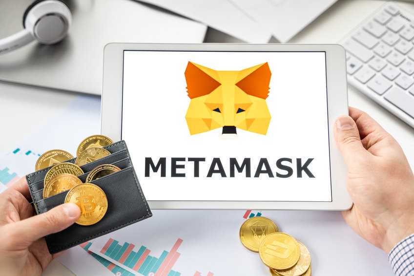 The Fusion of Metamask and Apple Pay